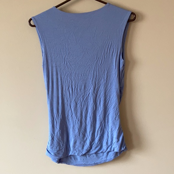 Classy blue feminine shirt - Picture 2 of 2